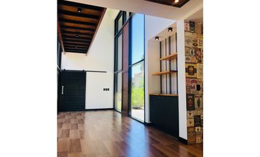 Casa contemporánea a estrenar barrio privado Arenas del Sur