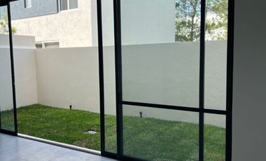 Casa en Venta en Fracc. Privanza Coto Terma Solares