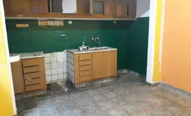Casa en venta en Lanus Oeste