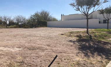 Excelente terreno en Club de Golf Montebello 841.99 metros