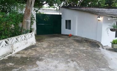 casalote en venta en pradomar. Cod V8169