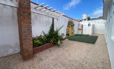 casa en arriendo/venta en el tabor. Cod A93768