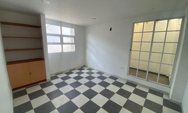 casa en arriendo/venta en el tabor. Cod A93768