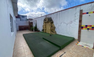 casa en arriendo/venta en el tabor. Cod A93768