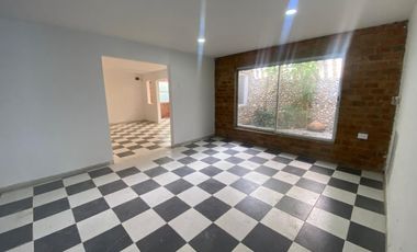 casa en arriendo/venta en el tabor. Cod A93768