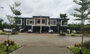 2 Bedroom Townhouse Callista Mid Phirst Park Homes Batulao