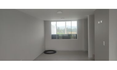 CASA A ESTRENAR EN CAYAMBE