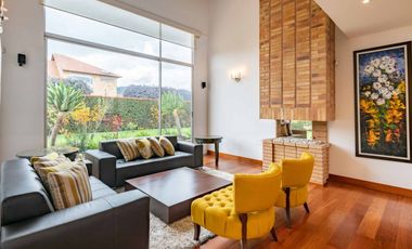 casa en arriendo en vereda calahorra. Cod A26543