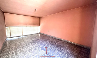 Casa en Venta para Oficina en Santa María, Blv. 5 de Mayo