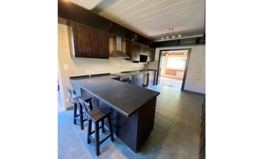 VENTA - CHALET BARRIO CERRADO SOLES DEL PILAR - MANZANARES -