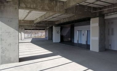 OFICINA EN VENTA EN CENTRO CAPITAL TRES MARIAS, MORELIA