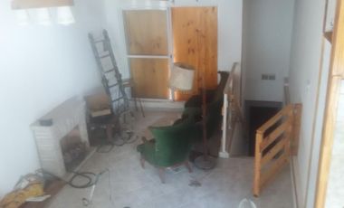 Excelente propiedad en villa adelina planta alta 4 amb 3 dormitorios-living comedor-cocina-baño-playroom-patio balcón amplio al frente. Alquiler