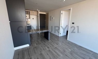 Se arrienda hermoso departamento con vista al mar