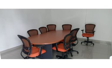 SE ALQUILA OFICINA AMOBLADA DE 112 Mts EN EL CARMEN