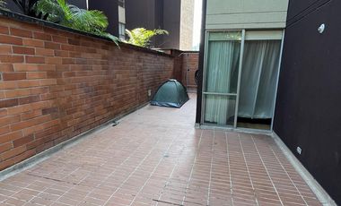 apartamento en arriendo en cumbres. Cod A509381