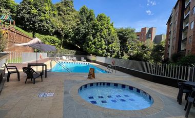 apartamento en arriendo en cumbres. Cod A509381