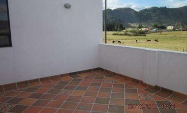 CASA EN VENTA CAJICA CANELON V1177