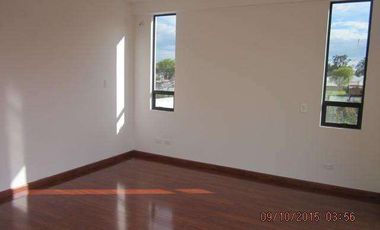 CASA EN VENTA CAJICA CANELON V1177