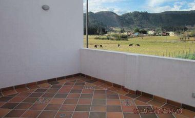 CASA EN VENTA CAJICA CANELON V1177