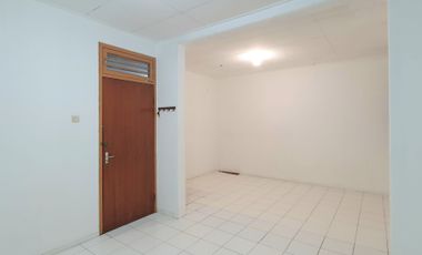 Disewa Rumah apik rapih terawat dan siap huni di Janur Asri, Kelapa Gading