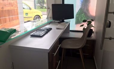 local en arriendo en la esmeralda. Cod A3206