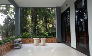 Dijual Villa Grand Trawas , Mojokerto. Nyaman dan Asri