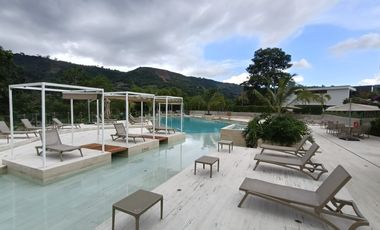 Venta de Lote en  el Condominio Ruitoque Parkhouse, 457.57 m². Cod V10428