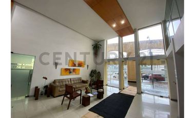 Céntrico departamento en Avenida Brasil.