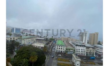 Céntrico departamento en Avenida Brasil.