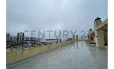 Céntrico departamento en Avenida Brasil.