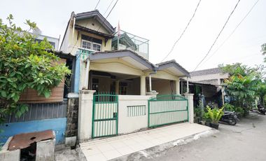 Rumah Strategis 15 Menit ke Stasiun Tambun SHM Dibantu KPR J-38759