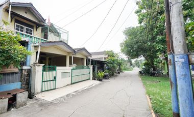 Rumah Strategis 15 Menit ke Stasiun Tambun SHM Dibantu KPR J-38759