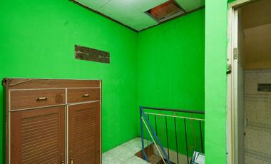 Rumah Strategis 15 Menit ke Stasiun Tambun SHM Dibantu KPR J-38759