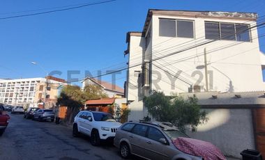 SE VENDE CASA EN PARQUE INGLÉS