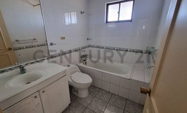 SE VENDE CASA EN PARQUE INGLÉS