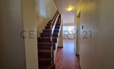 SE VENDE CASA EN PARQUE INGLÉS