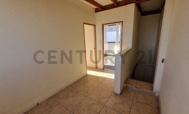 SE VENDE CASA EN PARQUE INGLÉS