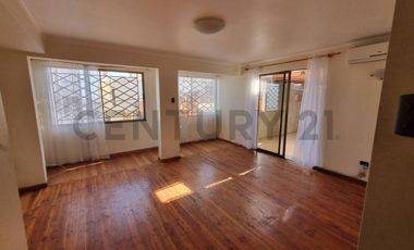 SE VENDE CASA EN PARQUE INGLÉS