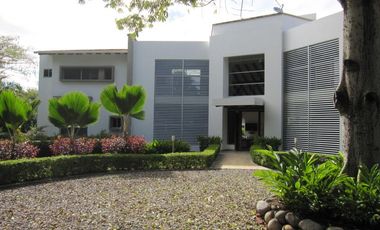 casa campestre en venta en hacienda el paso. Cod V1186