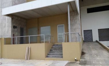 VENTA GALERA COMERCIAL EN PARQUE INDUSTRIAL DE LAS AMERICAS