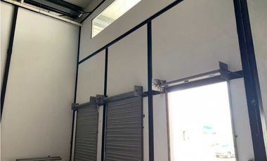 VENTA GALERA COMERCIAL EN PARQUE INDUSTRIAL DE LAS AMERICAS
