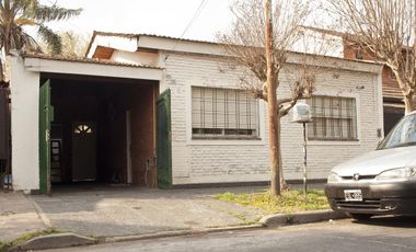 Casa en venta en Jose León Suarez