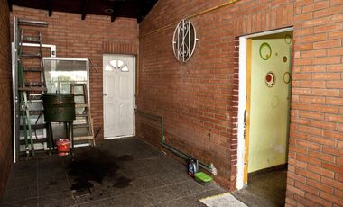 Casa en venta en Jose León Suarez