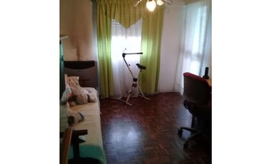 B°Copello- Dto.4 amb.Frente-Balcon corrido-Lavadero-2 baños-Impecable estado