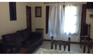 VENTA VILLA GESELL CASA 3 AMB + 3 DEPTOS