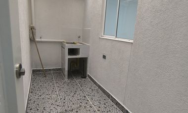apartamento en arriendo en poblado campestre. Cod A17024