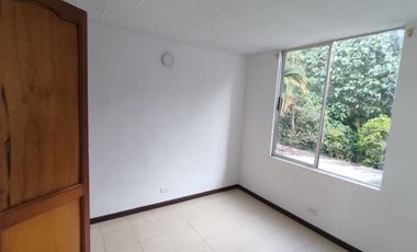 casa en arriendo en  suramérica. Cod A512119