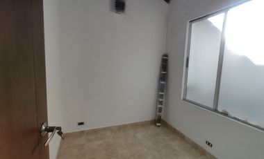 casa en arriendo en  suramérica. Cod A512119