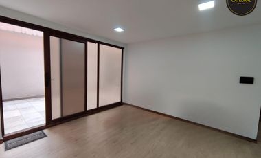 Departamento de venta en Puertas del sol – código:19696