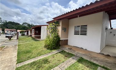CHORRERA / ARBOLEDAS /  LOS AVELLANOS / 170m / 3 HABITACION / 1BAÑO
